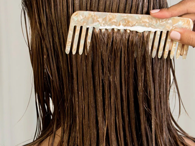 Con solo 5 ingredientes, la infalible mascarilla para hidratar tu cabello como una keratina, y más si está teñido
