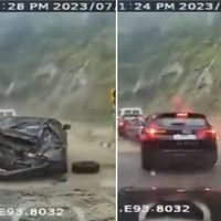 Rocas gigantes aplastan tres vehículos en una carretera; hay 2 muertos (Video)