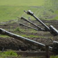 Segundo día de brutales combates entre Armenia y Azerbaiyán: 68 fallecidos