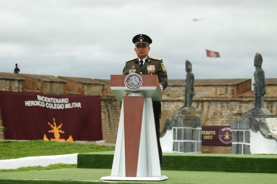 Luis Cresencio Sandoval, secretario de la Defensa Nacional, en la ceremonia por el bicentenario del Heroico Colegio Militar