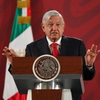 El presidente pide evitar reclasificación de feminicidio como propone la FGR