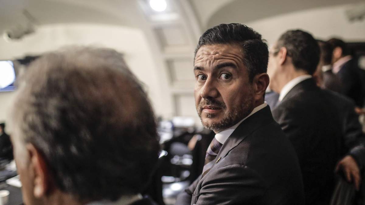 11 de septiembre. El senador panista Miguel Ángel Yunes Márquez causó sorpresa y enojo al votar en favor de la Reforma Judicial