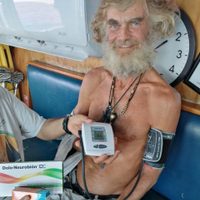 Buque mexicano rescata a náufrago australiano con tres meses a la deriva en alta mar