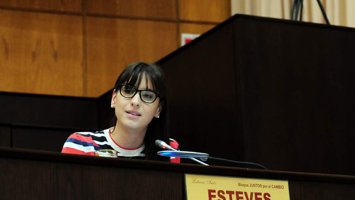 Leticia Esteves. Fuente (Legislatura Neuquén)