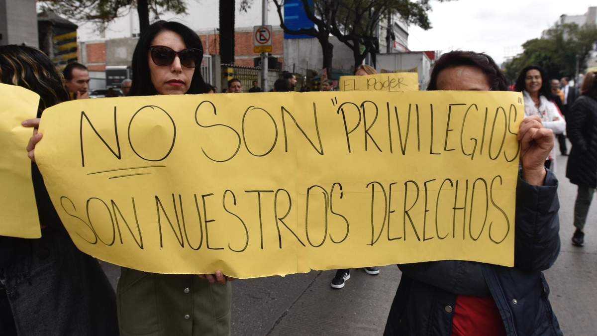 Protesta de trabajadores del Poder Judicial de la Federación