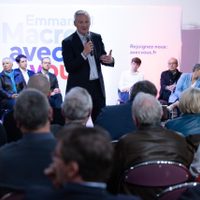 Francia urge a la UE imponer un embargo al petróleo ruso