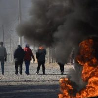 Vecinos del sector El Trébol II cortaron la calle en el Parque Industrial de Neuquén