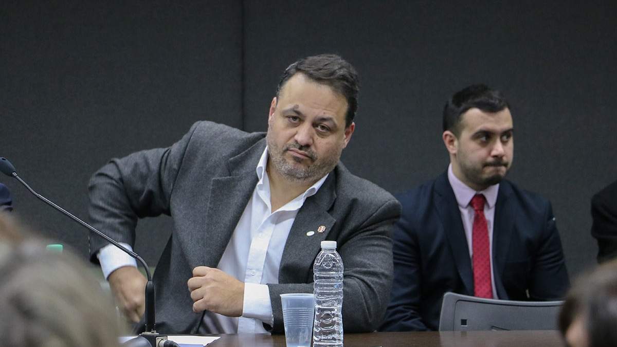 Ante las noticias sobre la denuncia, el dirigente se defendio en sus redes con la frase: "Yo le llamo ser patriota y amar a mi país". Fuente: (Twitter)