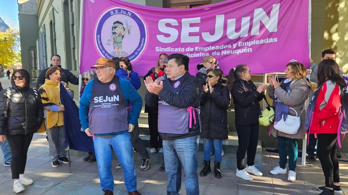 Desde el gremio aseguran que el servicio de justicia se ve resentido ante la falta de personal. Fuente: (Facebook)