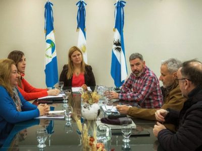 Gloria Ruiz se reunió con diputados oficialistas y opositores que representan a Plottier