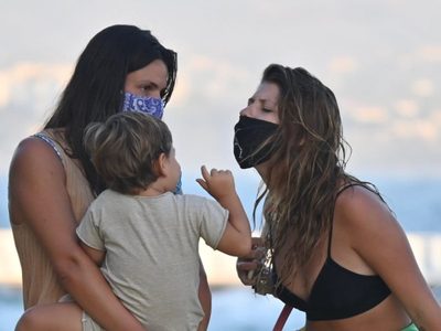 De Tarifa a Marbella: Laura Matamoros aprovecha del verano en compañía de Anita