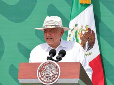 AMLO asegura que debate entre Gálvez, Máynez y Sheinbaum "estuvo requetebién"
