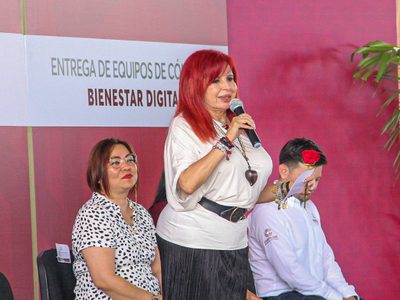 Sansores: "Los que trabajan para los Iberdrolas y trabajan para su chingada madre, que se vayan"