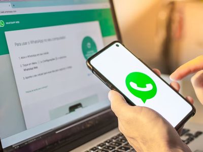 El truco de WhatsApp Web que nadie sabe para cuidarte de las miradas indiscretas en el trabajo o en un lugar público