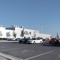 Conductor denuncia que una agencia Kia le vendió un auto robado y relata cómo fue detenido