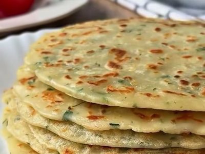Panqueques de queso y perejil: una opción original y súper fácil para darle un toque gourmet a tus comidas
