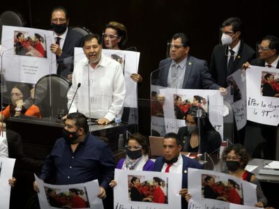 La 'vergüenza para toda la vida" de haber sido priista por unas horas