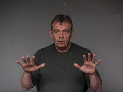 Pierre Lemaitre: Matar a la prensa es matar a la democracia
