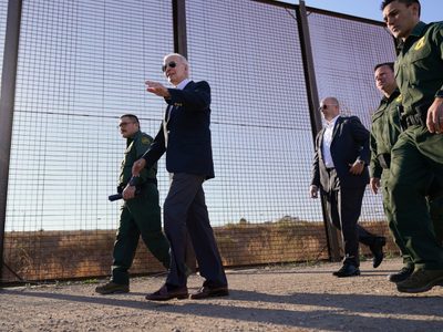 EU: Cruces ilegales tocan máximo del gobierno de Joe Biden