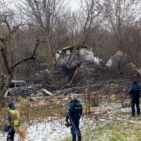 Un avión se estrelló en plena zona residencial en Lituania