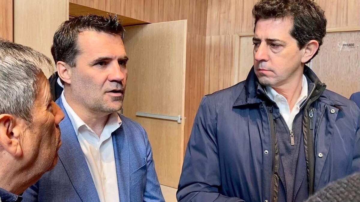El exsecretario de Energía junto al ministro del Interior, Eduardo "Wado" De Pedro. Fuente: (Twitter)