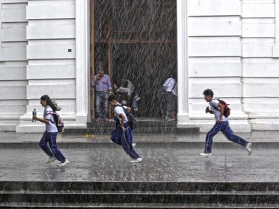 SMN prevé un temporal de lluvias muy fuertes a intensas de viernes a domingo en estas entidades