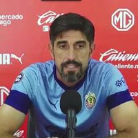 Reportan que Paunovic dejará a las Chivas para ir con el Almería de España