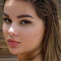 ¡Rompió el récord! Anastasiya Kvitko y el jean más ajustado que hayas visto ¿Preparado?