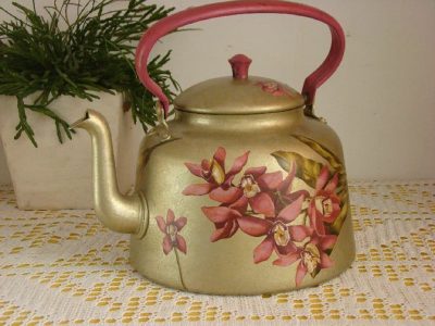 No es chatarra, es un tesoro: reciclá tu pava vieja y transformala en una pieza de decoración única