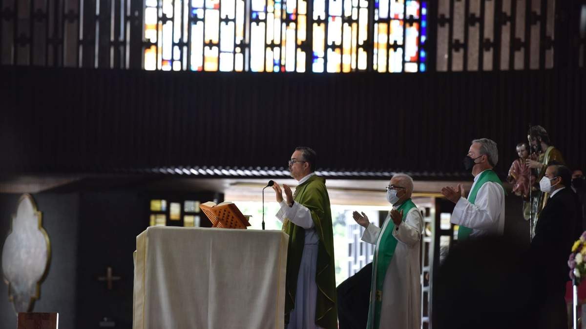 Misa en la Basílica de Guadalupe