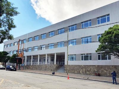 En Zapala, doce pacientes luchan contra el coronavirus con asistencia respiratoria mecánica