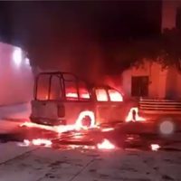 Un comando incendian patrullas de la Policía de Comalapa, Chiapas
