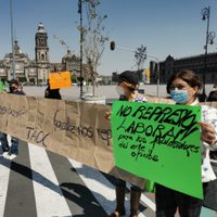 Talleristas protestan tras quedar fuera de Faros y Pilares de la CDMX