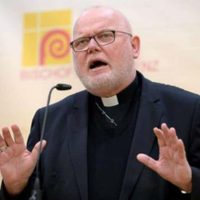 Al menos tres mil 677 niños fueron abusados por sacerdotes, revela estudio en Alemania