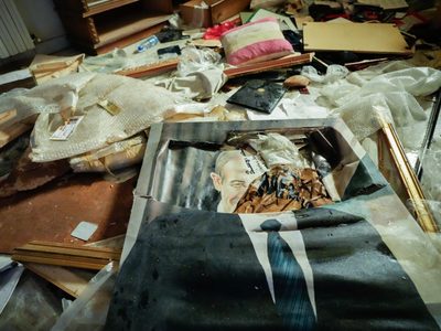 Tras caída de Assad, prisioneros eufóricos salen de las cárceles en Siria