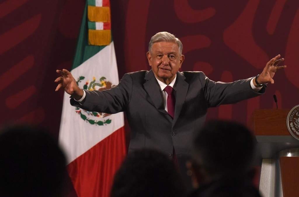 El presidente López Obrador celebró pago de Ricardo Salinas Pliego