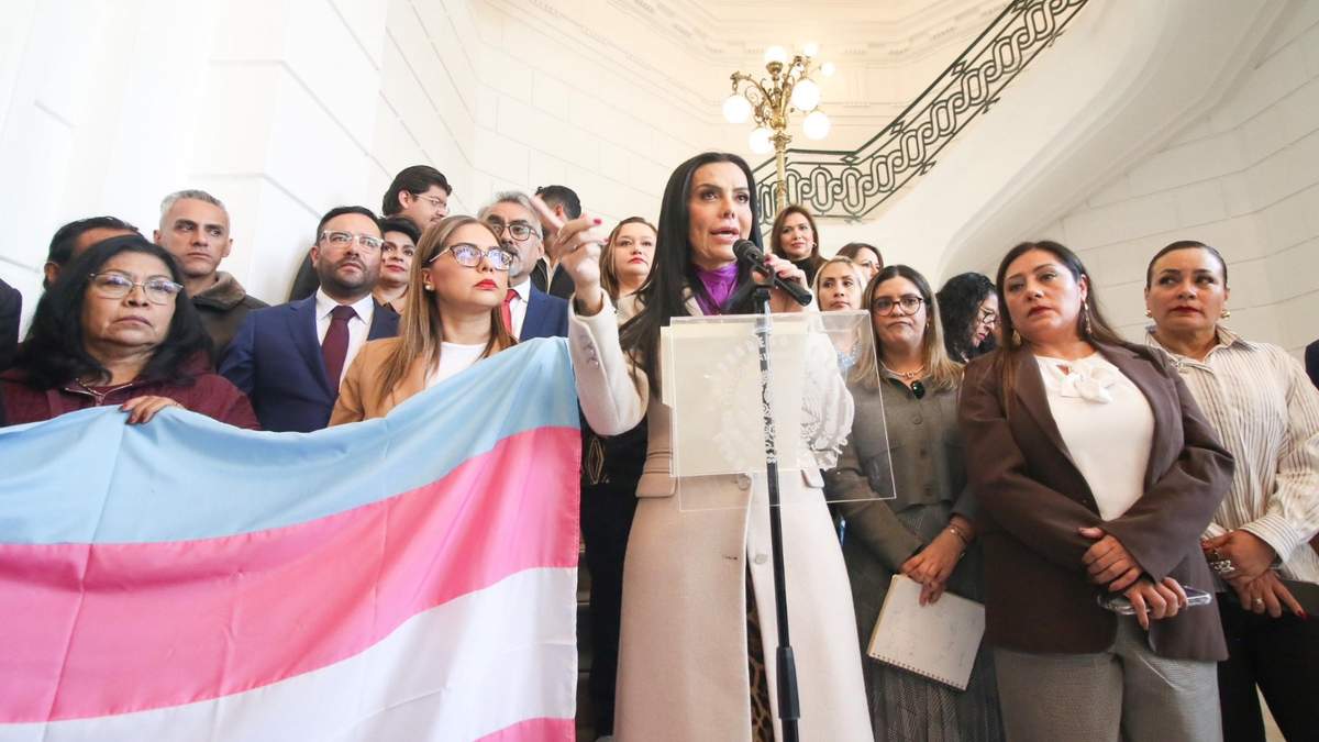 Posicionamiento contra América Rangel