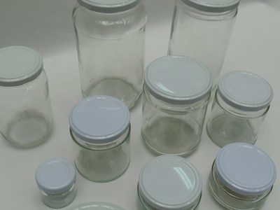 Si tenés un frasco de vidrio pequeño, mirá esta idea para darle un toque tierno a algún rincón de tu hogar