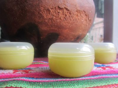 Con pocos ingredientes, prepará este bálsamo labial en varios sabores que es perfecto para usar o vender