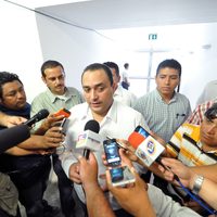 Acusan ante la PGR a 11 prestanombres de Roberto Borge