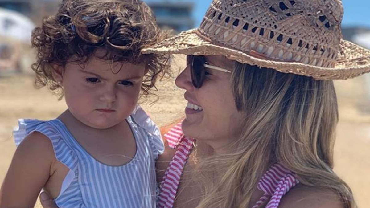 Isabel Macedo y su hija. Fuente: (Instagram)