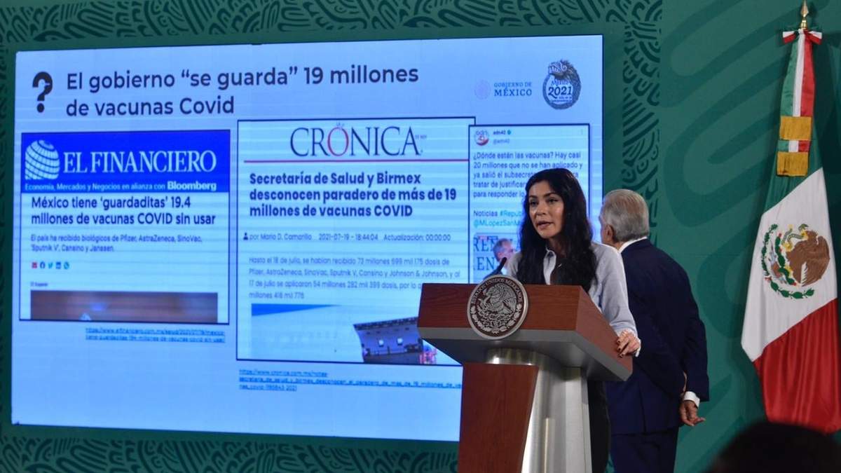 La coordinadora de la sección “Quién es quién en las mentiras de la semana”, Ana Elizabeth García Vilchis