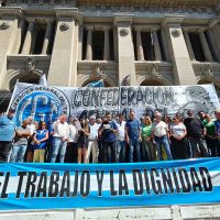 La CGT se presentó en Tribunales y pidió que la reforma laboral sea declarada inconstitucional