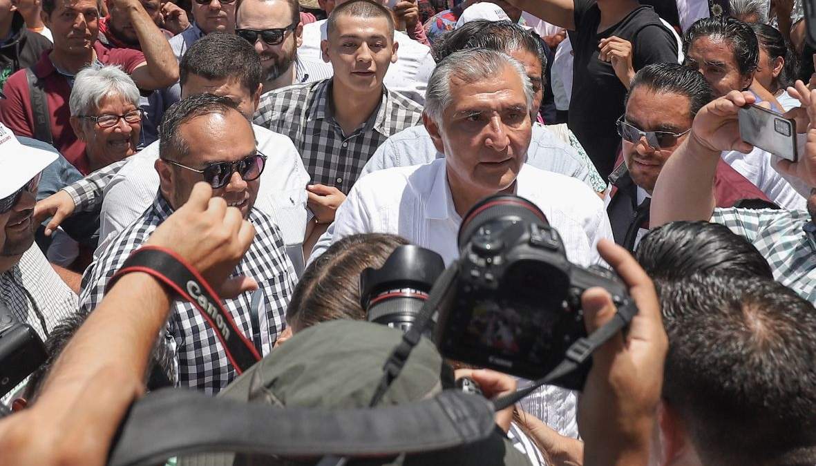 Adán Augusto López  en BC