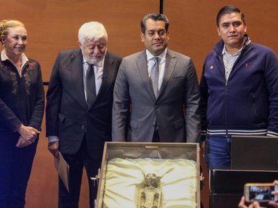 Científicos califican de fraude los "extraterrestres" de Jaime Maussan; esto dijo la UNAM