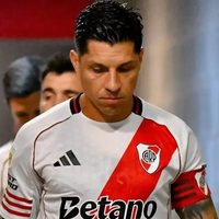 Preocupación en River: Enzo Pérez recibió varios puntos de sutura y será baja por algunas semanas