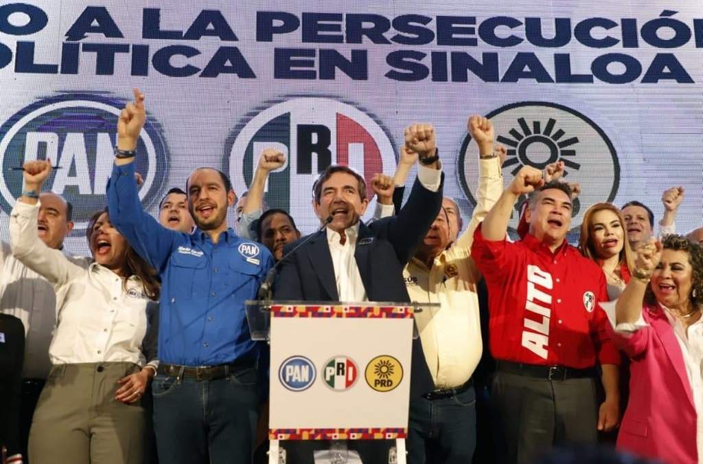 Marko Cortés, Héctor Melesio Cuen Ojeda (al centro) Jesús Za,brano y Alejandro Moreno