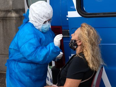 Tajante advertencia de los médicos de Uruguay: las unidades de terapia intensiva podrían saturarse