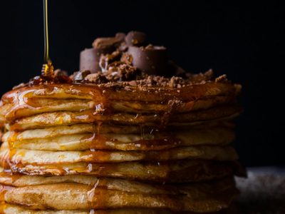 Con esta receta de pancakes fáciles vas a tener el desayuno o la merienda perfecta en pocos minuto