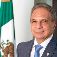 El actual CEN del PRI, excluyente y un lastre para el candidato presidencial: González Curi